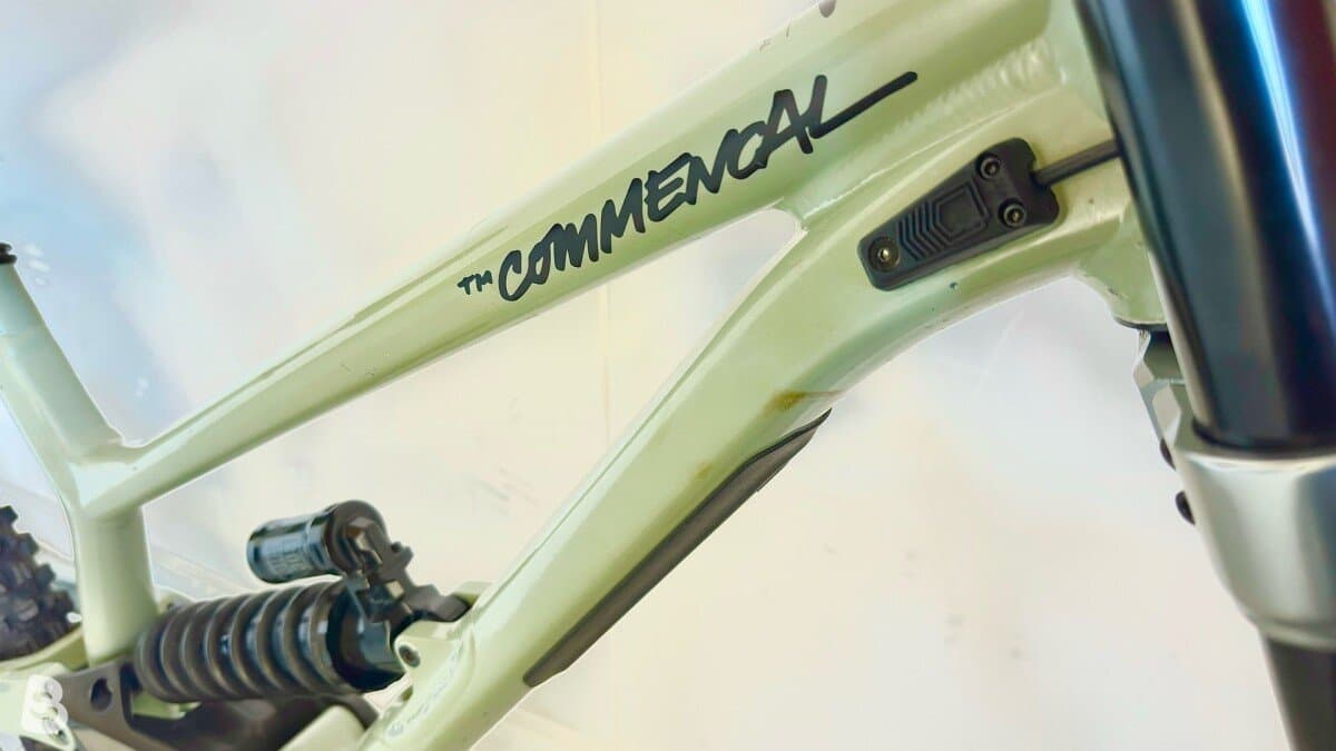 Commencal Furious 2022