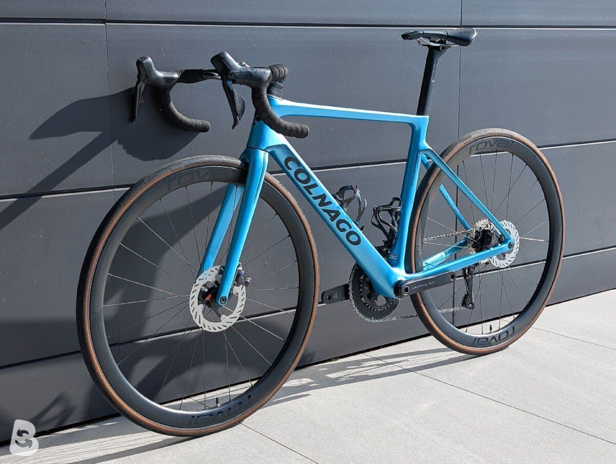 Colnago V4 Ultegra Di2 2025