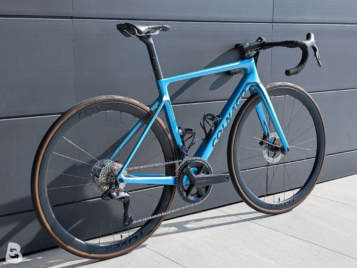 Colnago V4 Ultegra Di2 2025