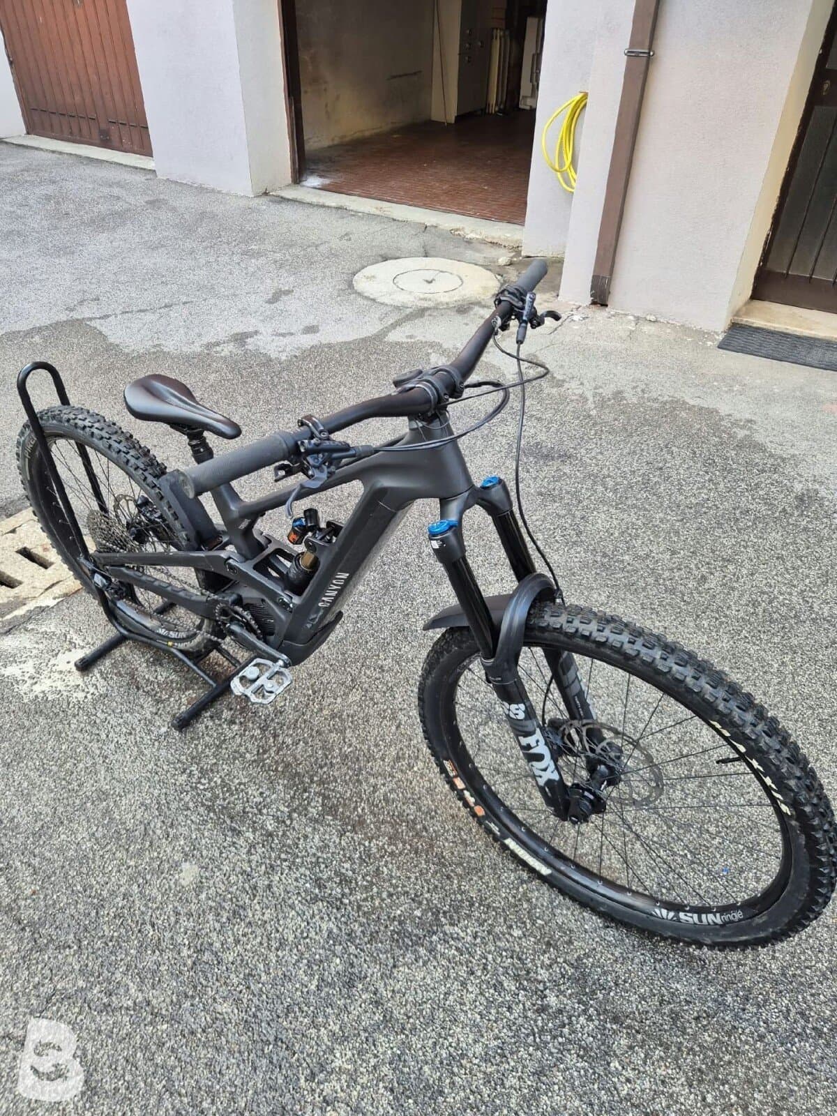 Canyon Torque:ON CF 8 2023