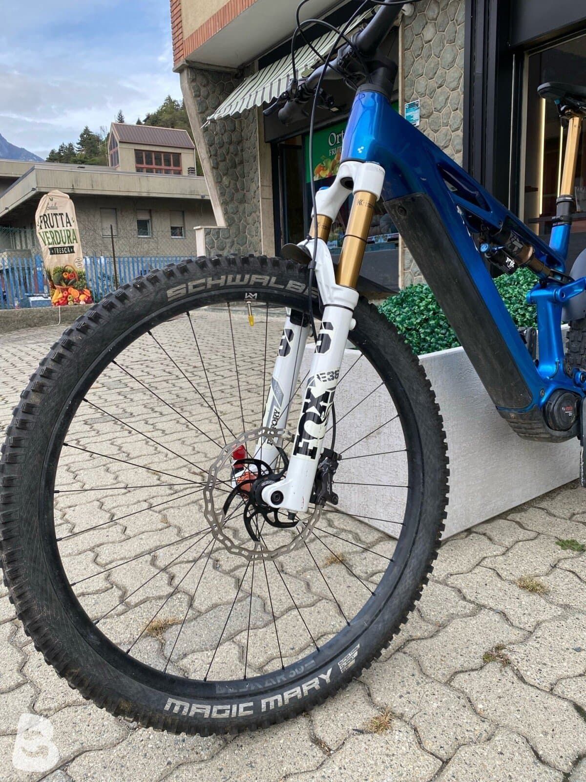 Cube Hybrid One44 2025