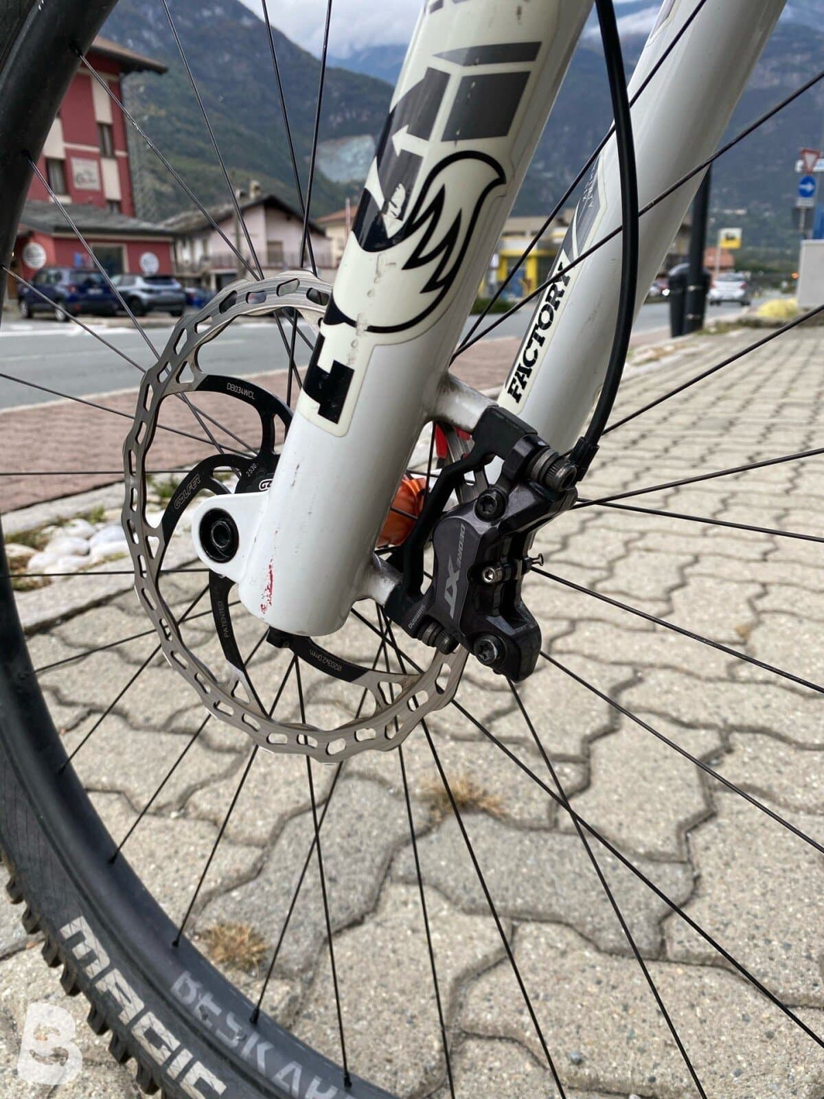 Cube Hybrid One44 2025