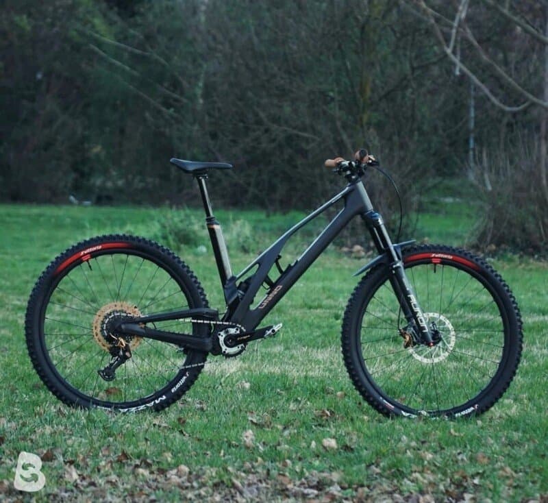 UNNO DASH Factory S3 2026