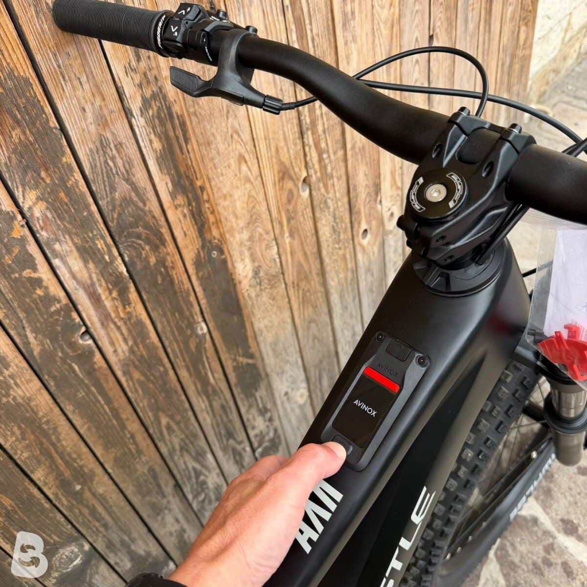 Whistle AXR CA 5.6 2027