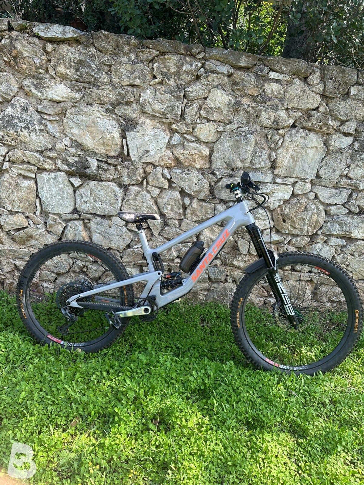 Santa Cruz Nomad 6 C 2025