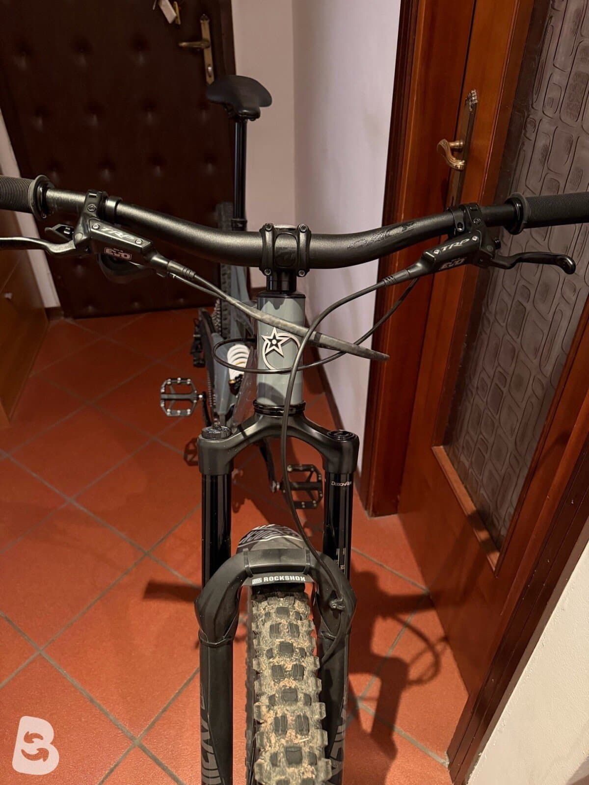 Orange Stage 6 custom 2021