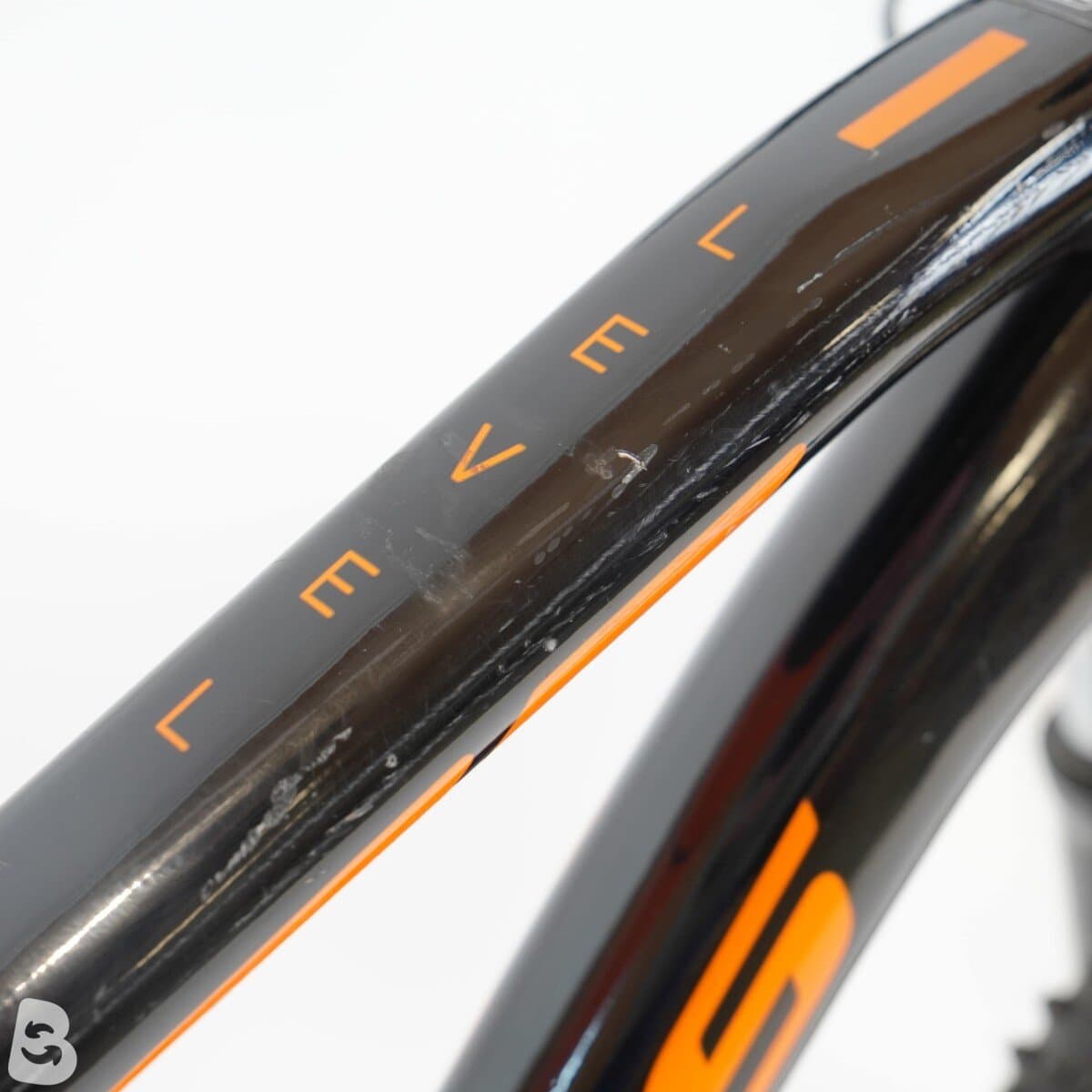 Kross Level 1.0 SR black orange Gebrauchtrad 2021
