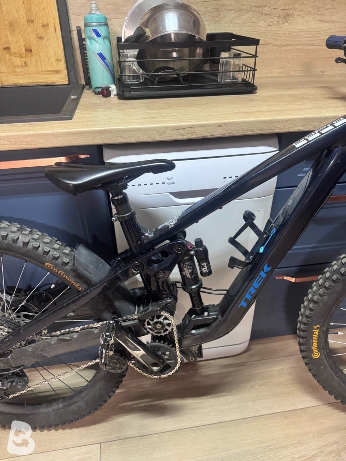 Trek Slash 8 Gen 6 2025