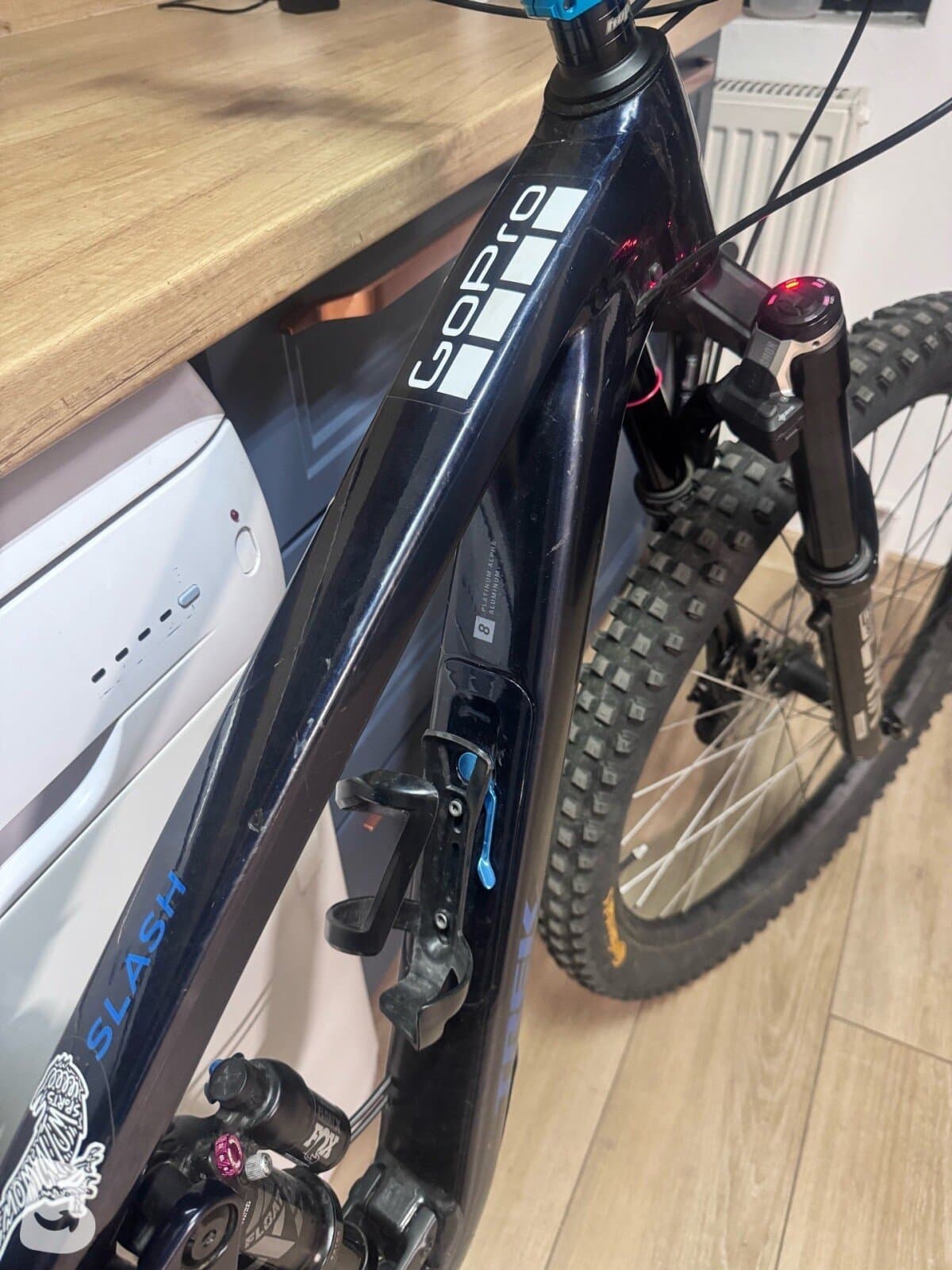 Trek Slash 8 Gen 6 2025