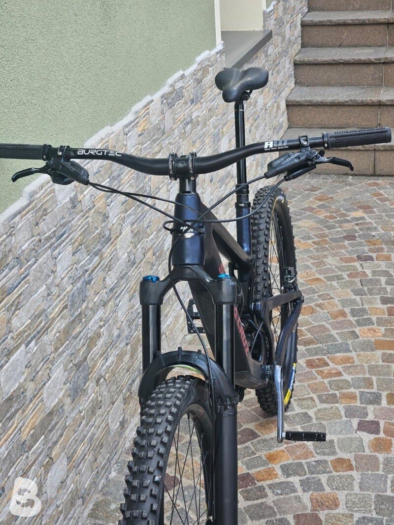 Santa Cruz NOMAD S / Carbon C 2024