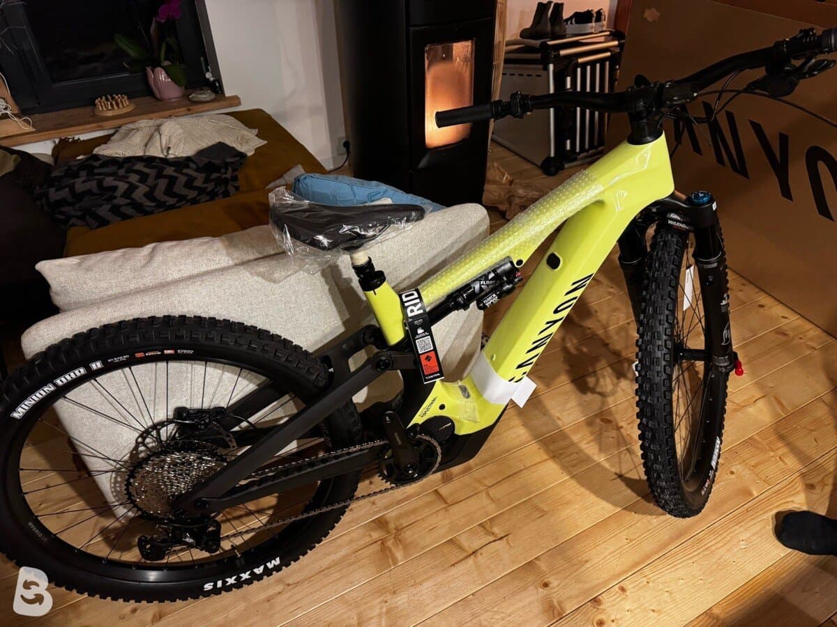 Canyon Spectral On CF 8 2024