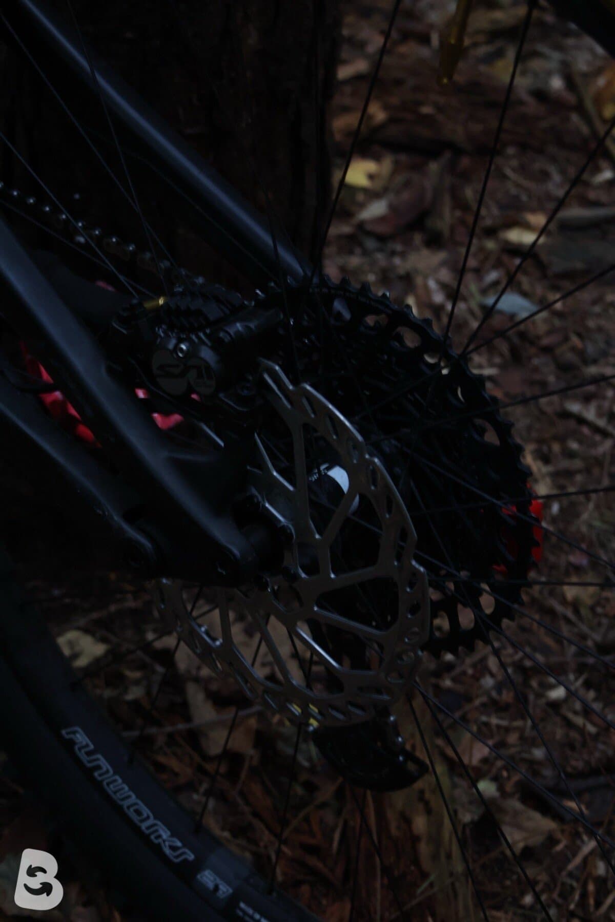 Specialized Enduro Comp 2021