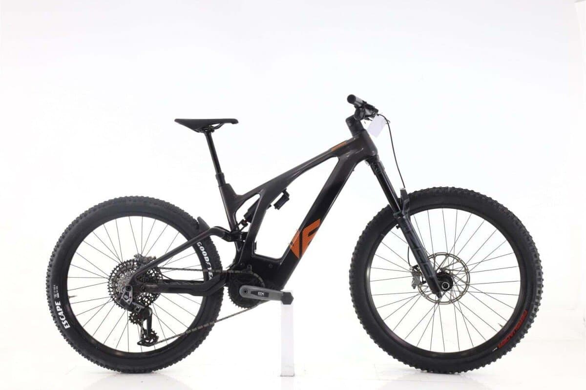 Berria Stratos 8.1 GX AXS 2025
