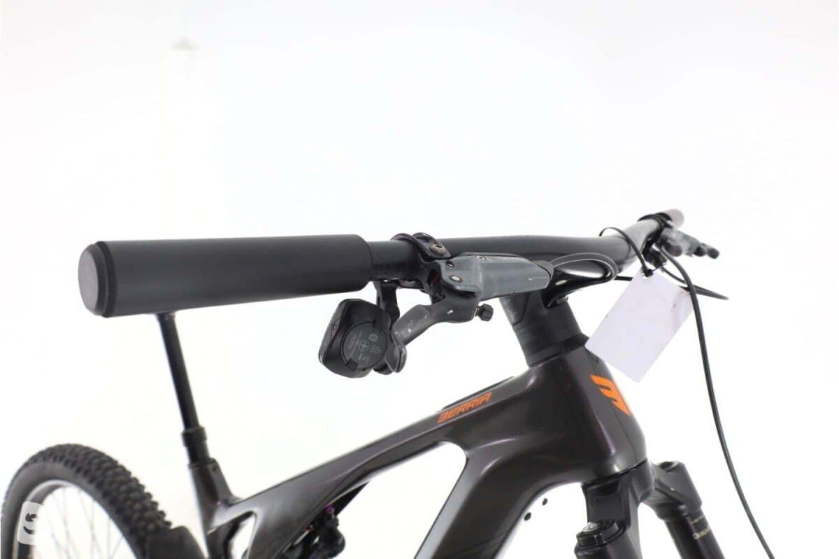 Berria Stratos 8.1 GX AXS 2025