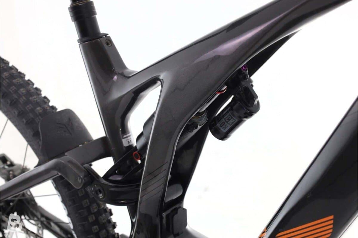 Berria Stratos 8.1 GX AXS 2025
