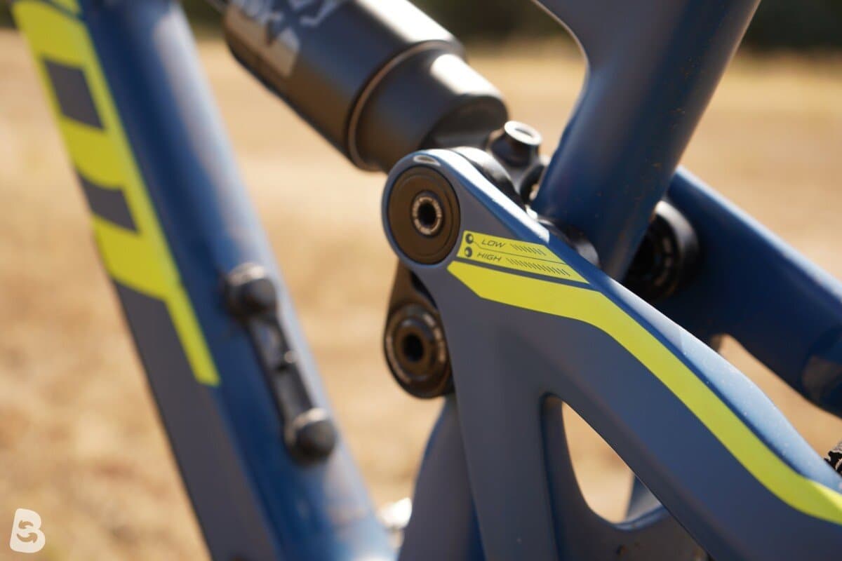 Pivot Firebird 29 Pro XT/XTR w/ Carbon Wheels 2021