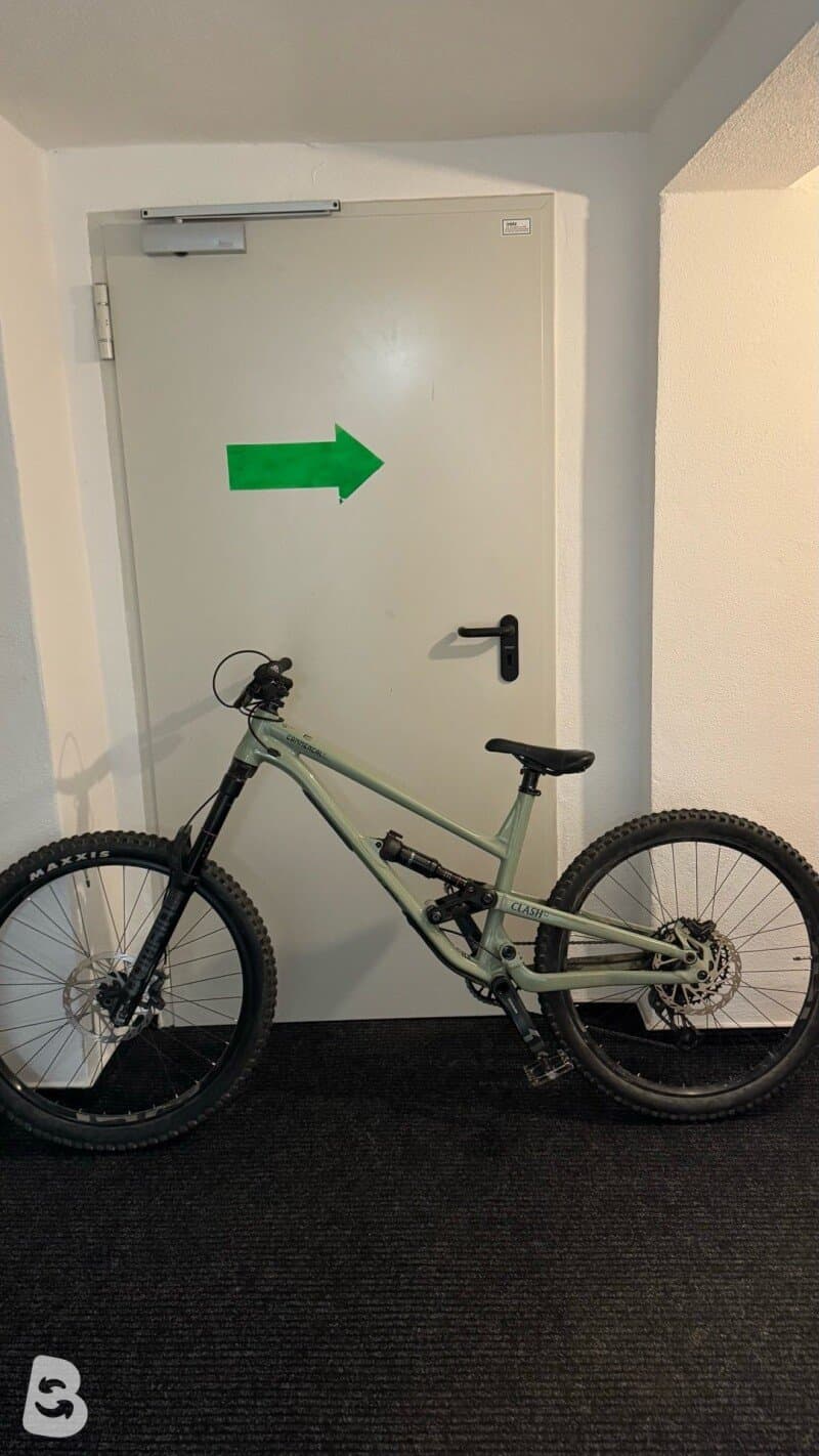 Commencal CLASH ORIGIN + RAGEI 2022
