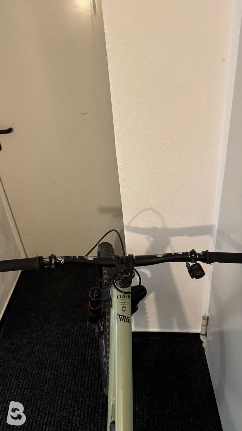 Commencal CLASH ORIGIN + RAGEI 2022