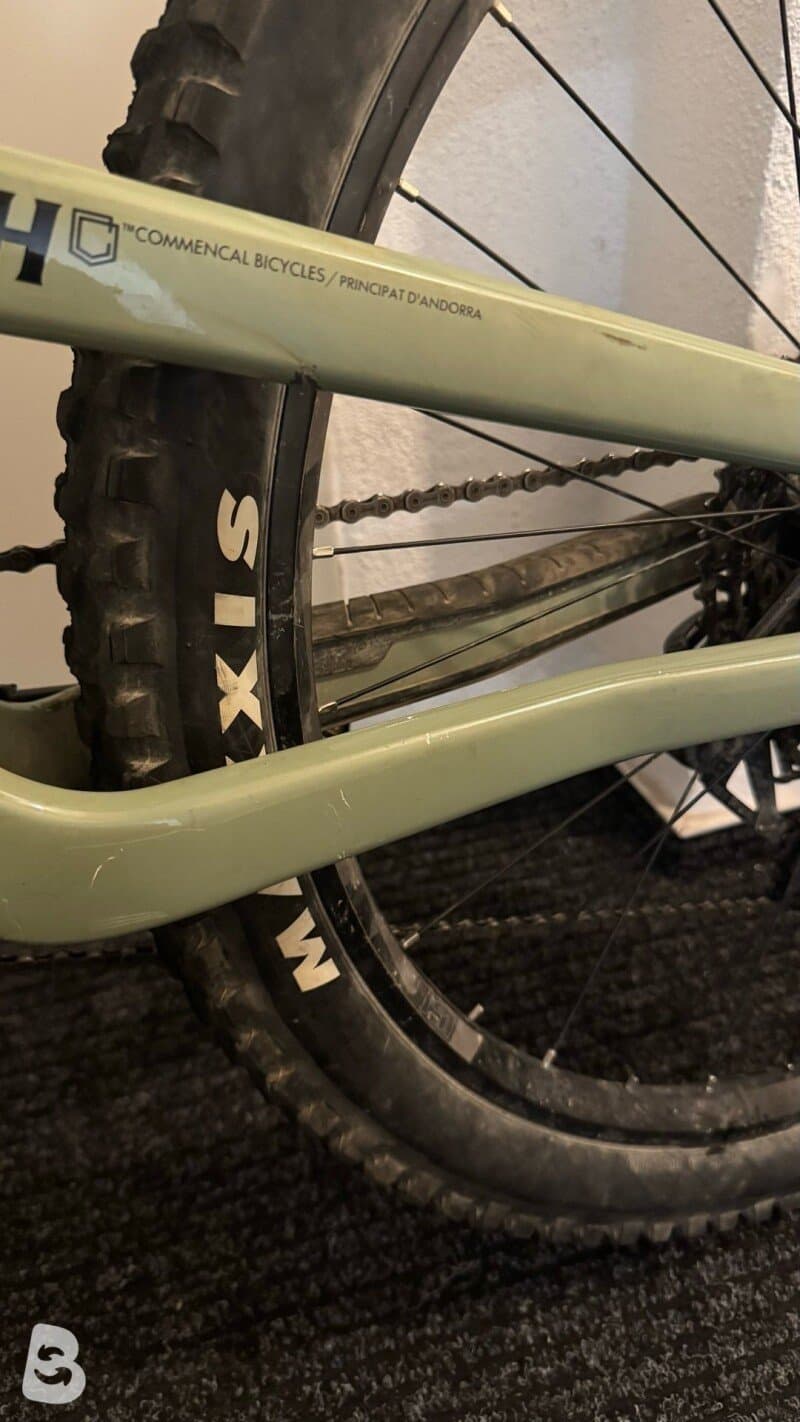 Commencal CLASH ORIGIN + RAGEI 2022