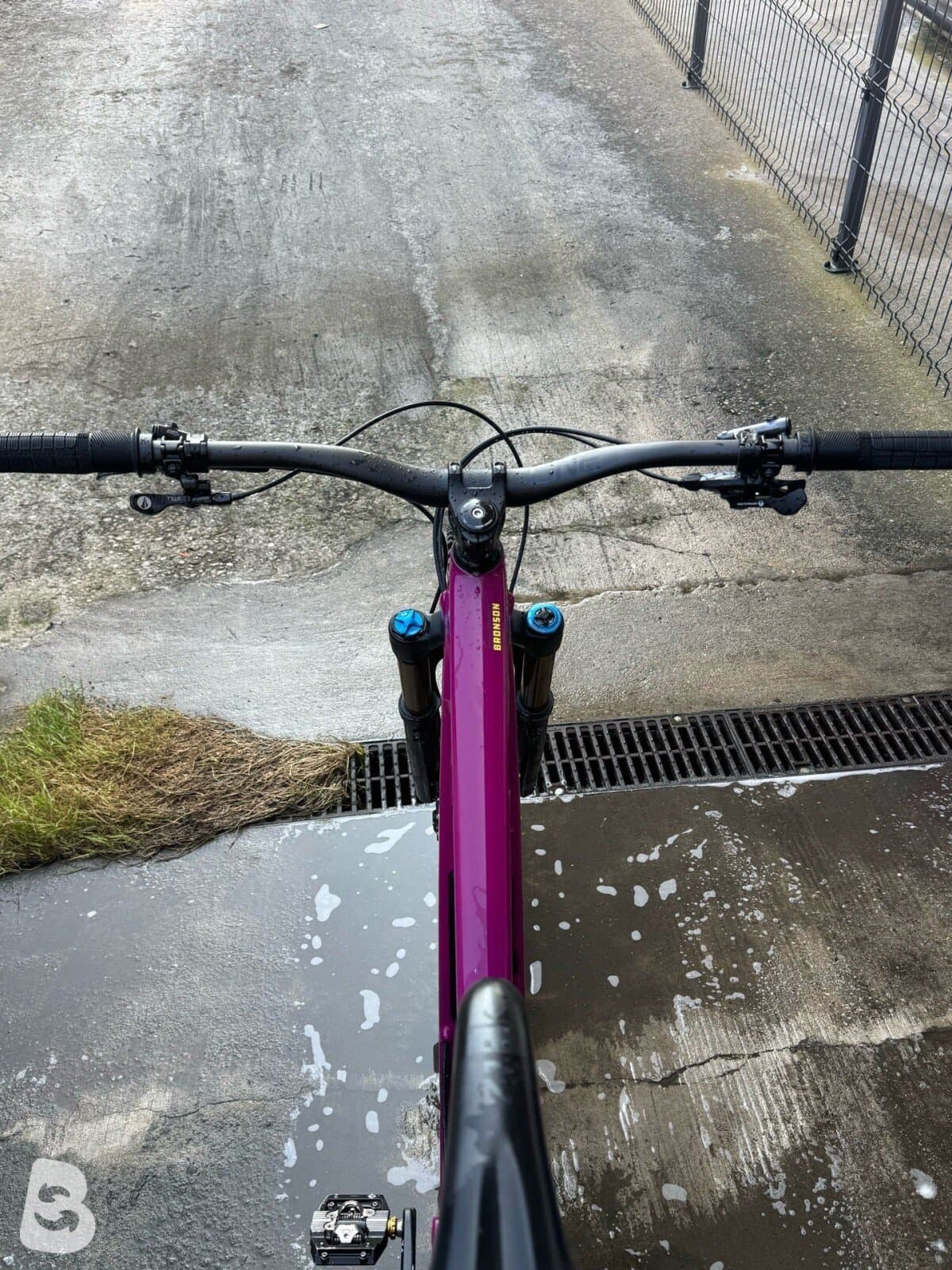 Santa Cruz Bronson 2025