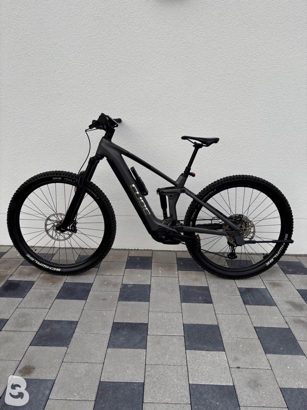 Cube Stereo hybrid 140 Race 750 2024