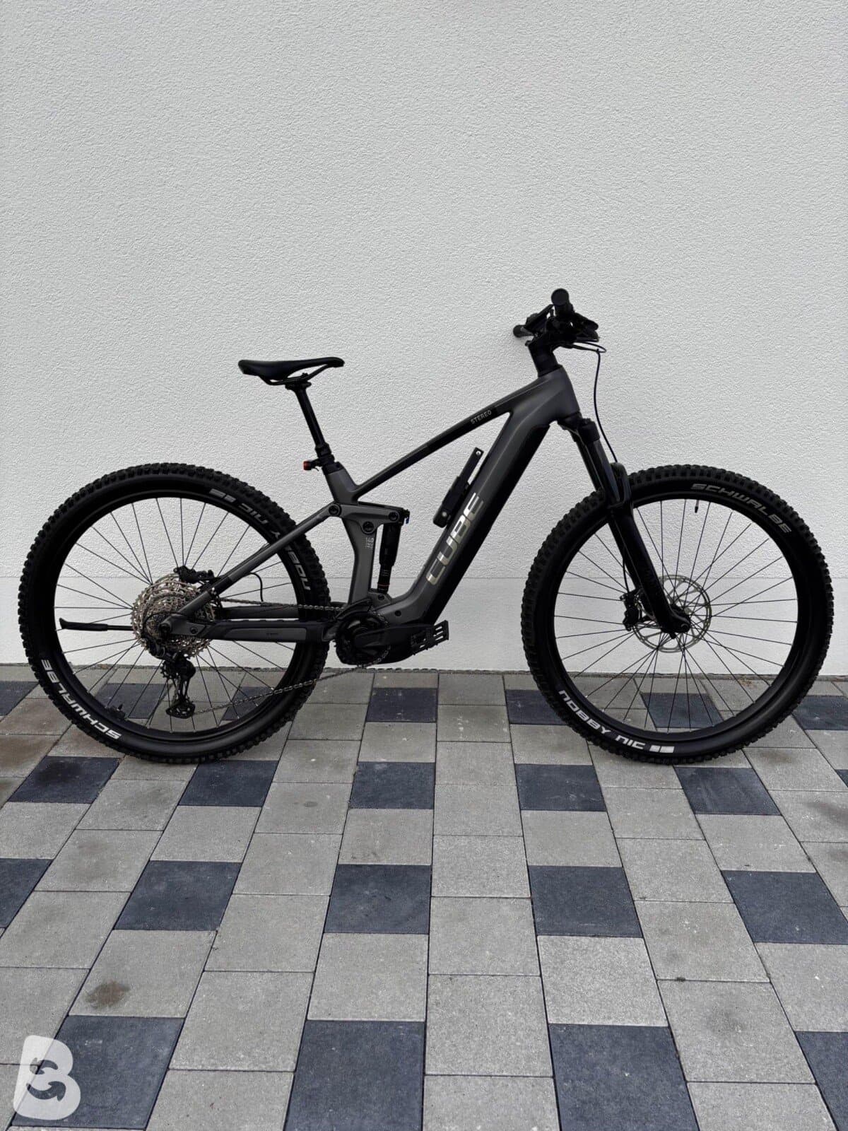 Cube Stereo hybrid 140 Race 750 2024