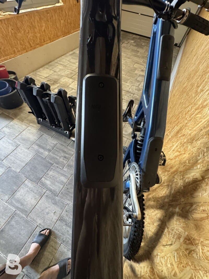 Santa Cruz Nomad 2023 V6 2023