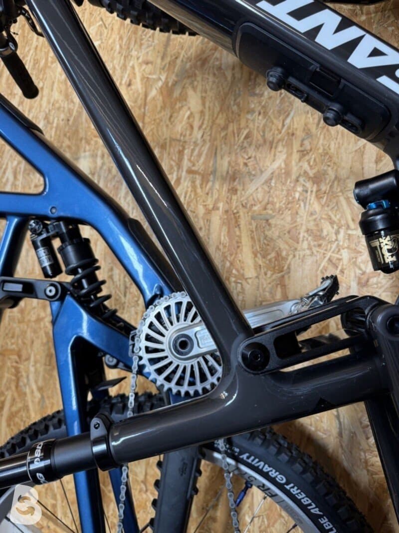 Santa Cruz Nomad 2023 V6 2023