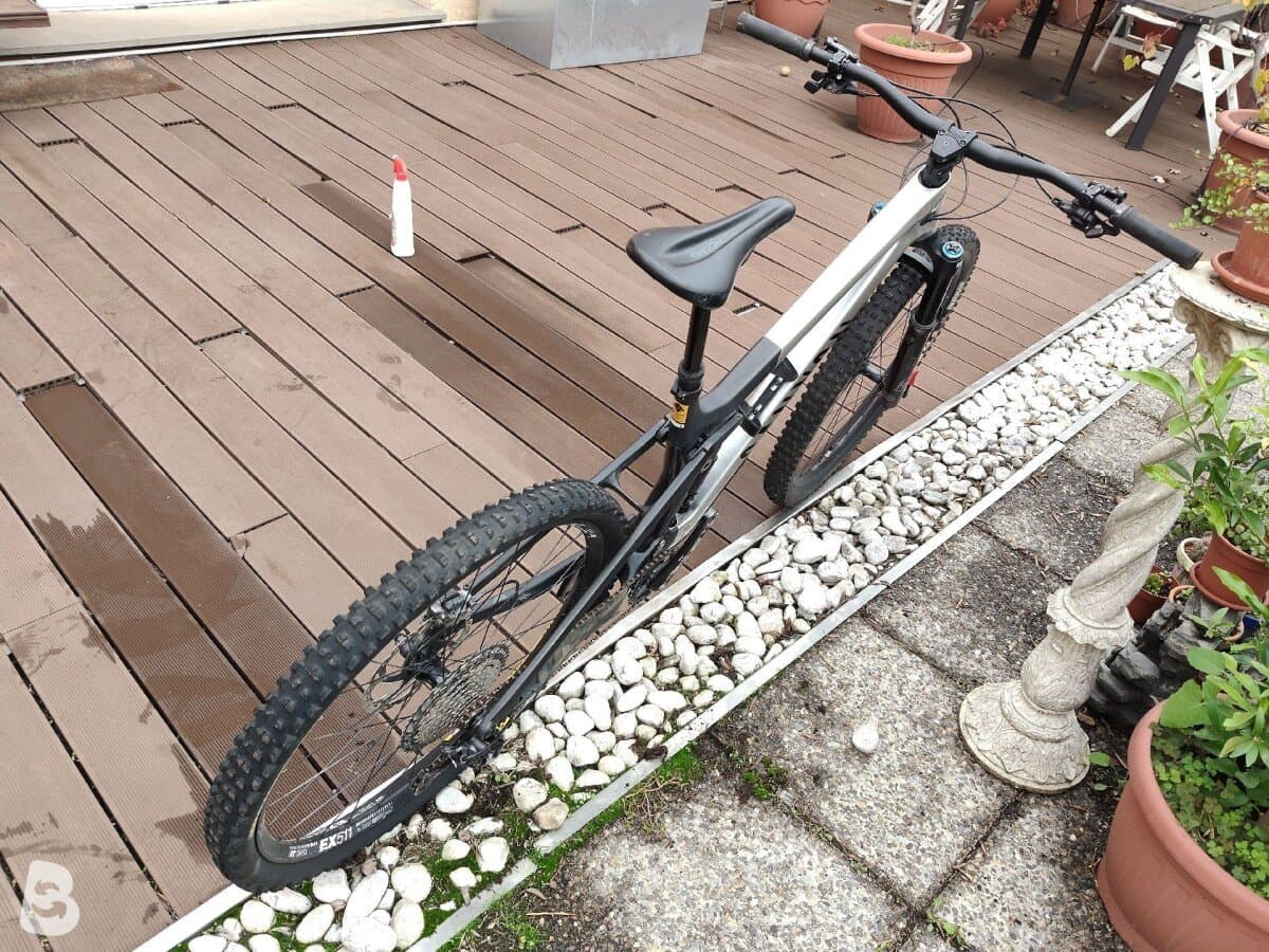 Canyon Strive CFR 2022