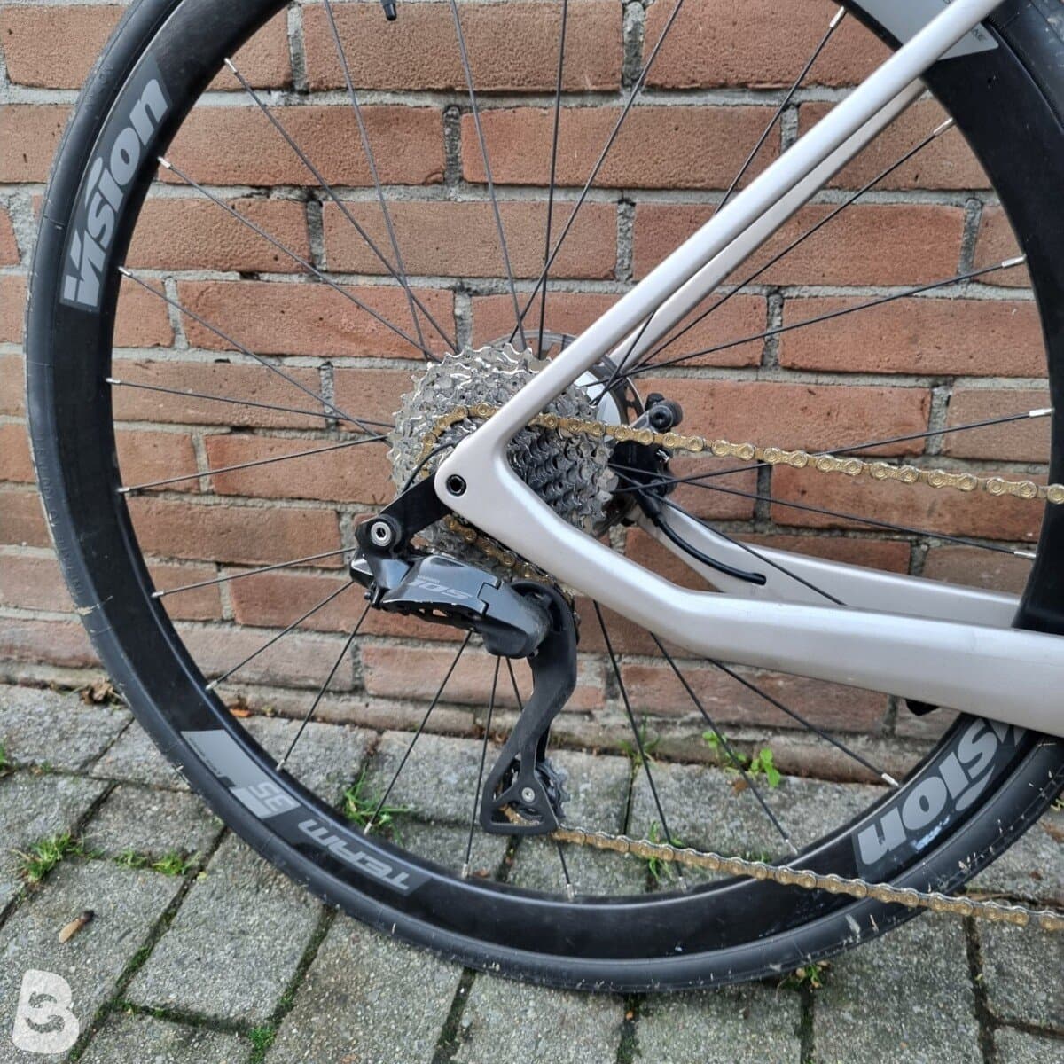 BH RS1 2025