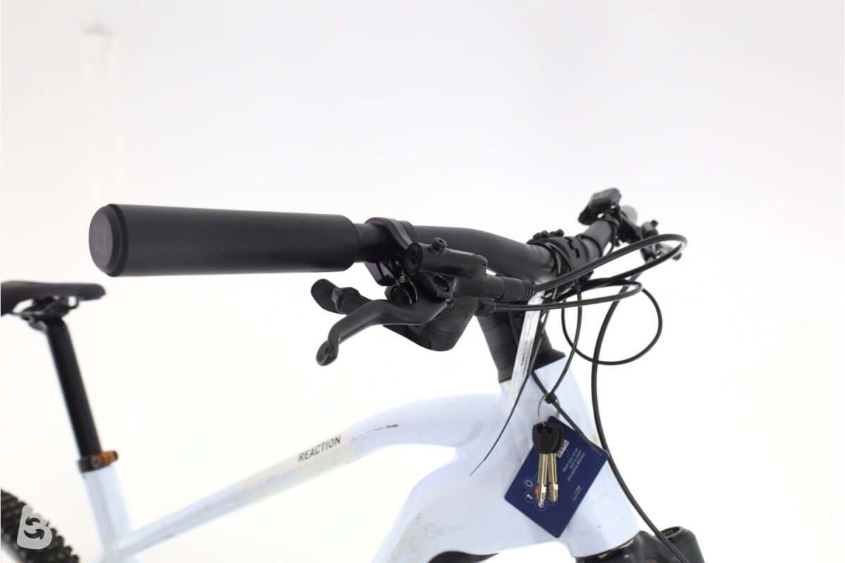 Cube Reaction Hybrid Pro 2023