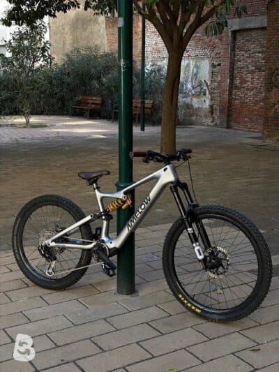 AMFLOW PL carbon 2025