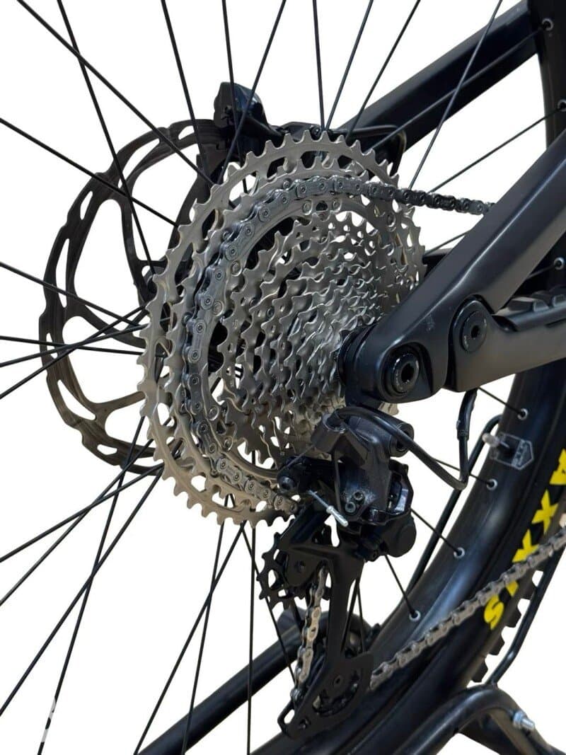 Canyon Spectral:ON CF 8 Carbon Shimano XT 2022