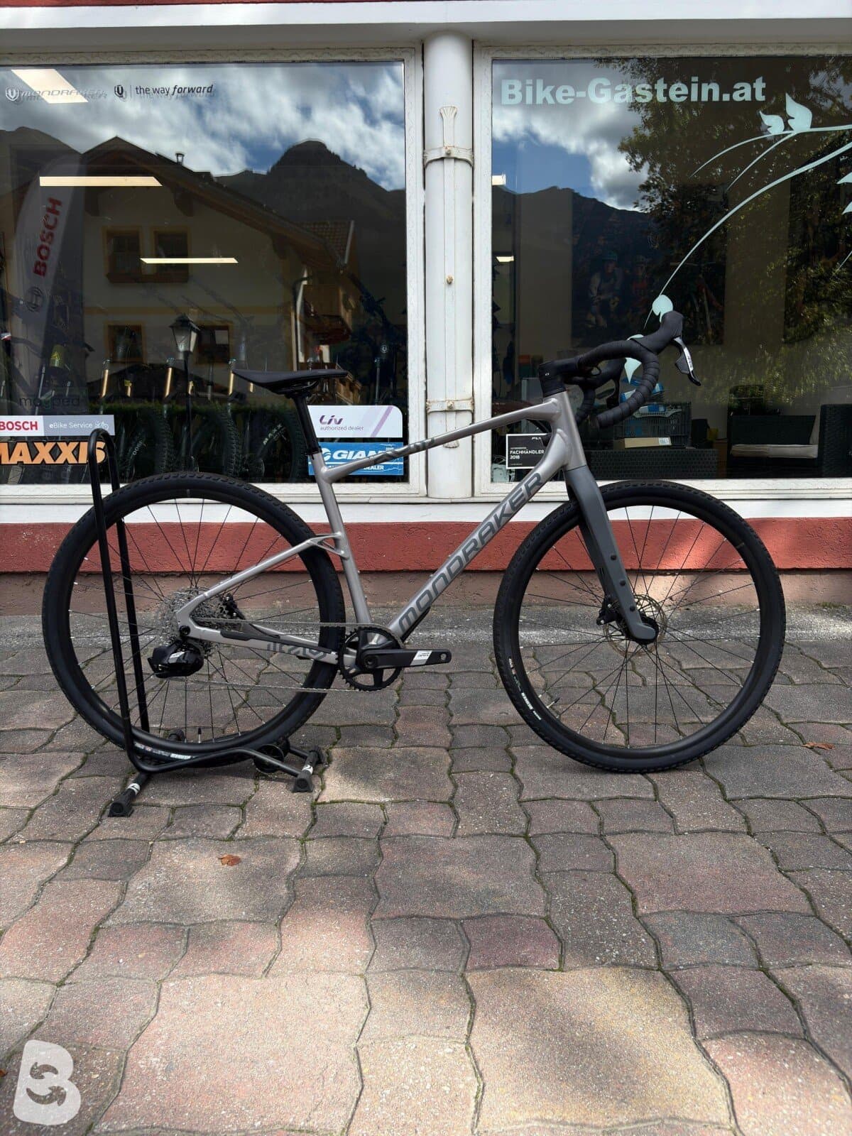 Mondraker Arid Carbon RR Bunker Grey 2025