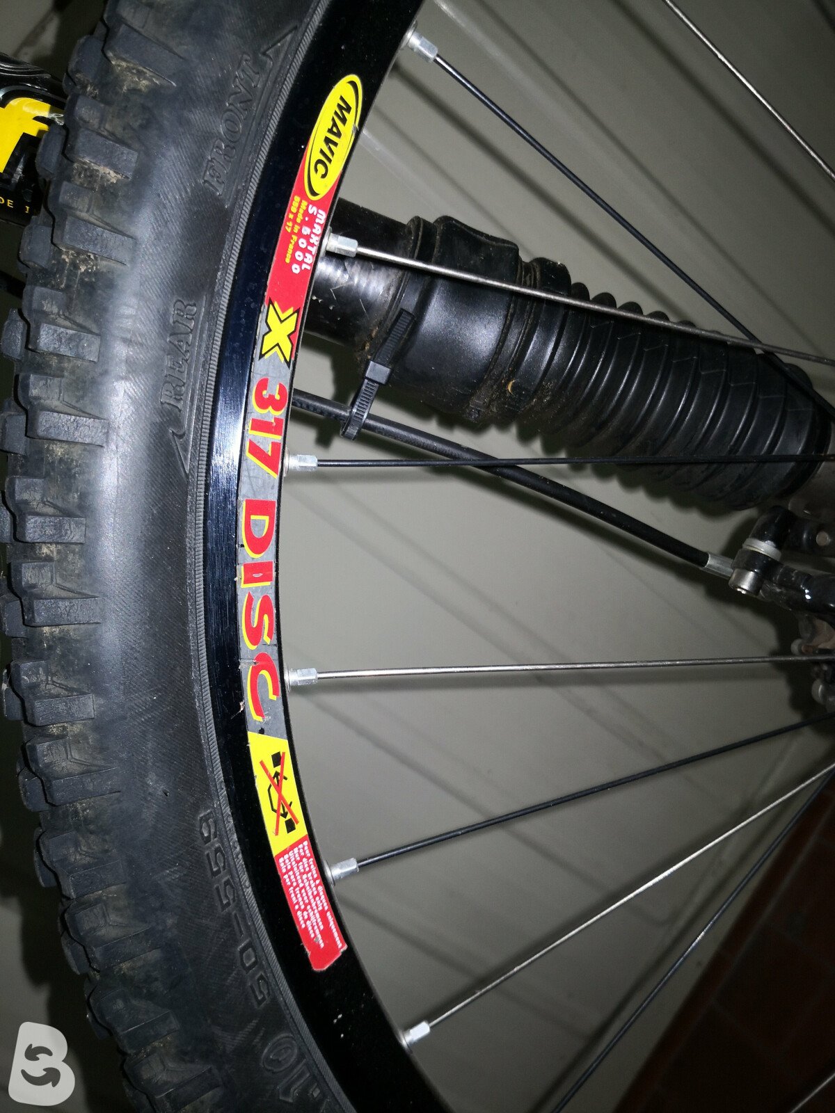 Cannondale SUPER V RAVEN 4000 SX