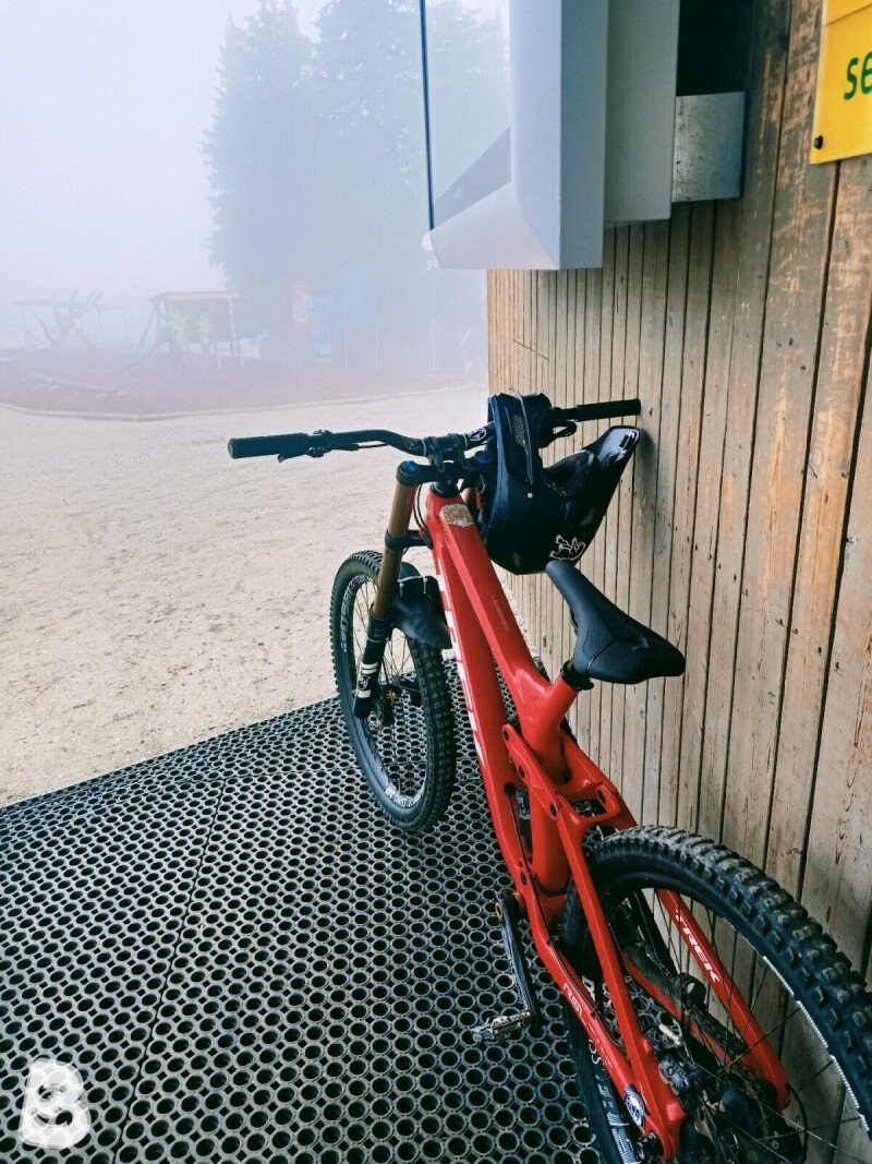 Trek Session 9.9