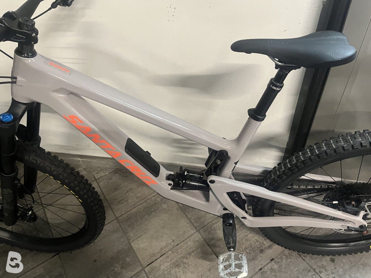 Santa Cruz Nomad 6 2023