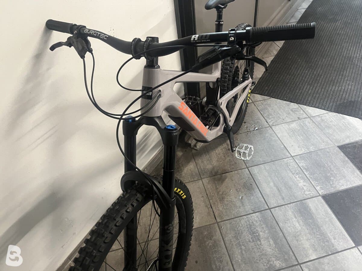 Santa Cruz Nomad 6 2023
