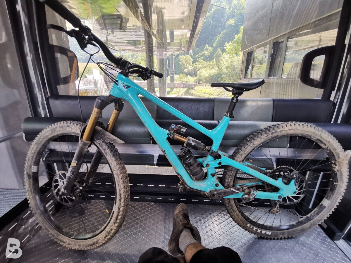 YT Industries Capra Core 4 2023